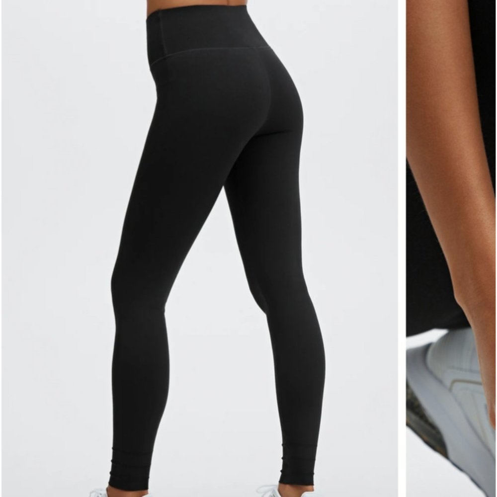 Fabletic's Black High Waisted SculptKnit Leggings